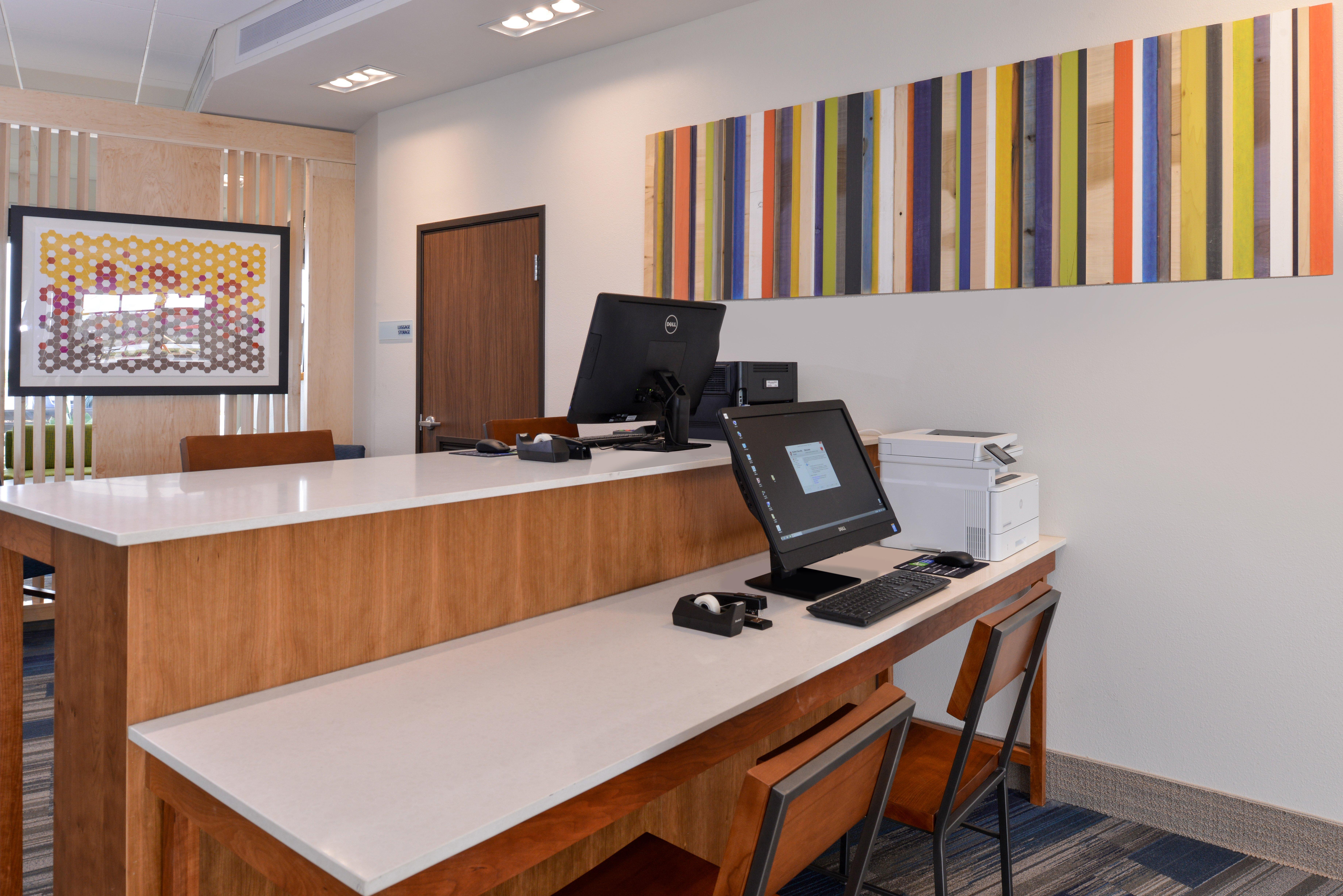 Holiday Inn Express & Suites Trinity By Ihg Eksteriør billede