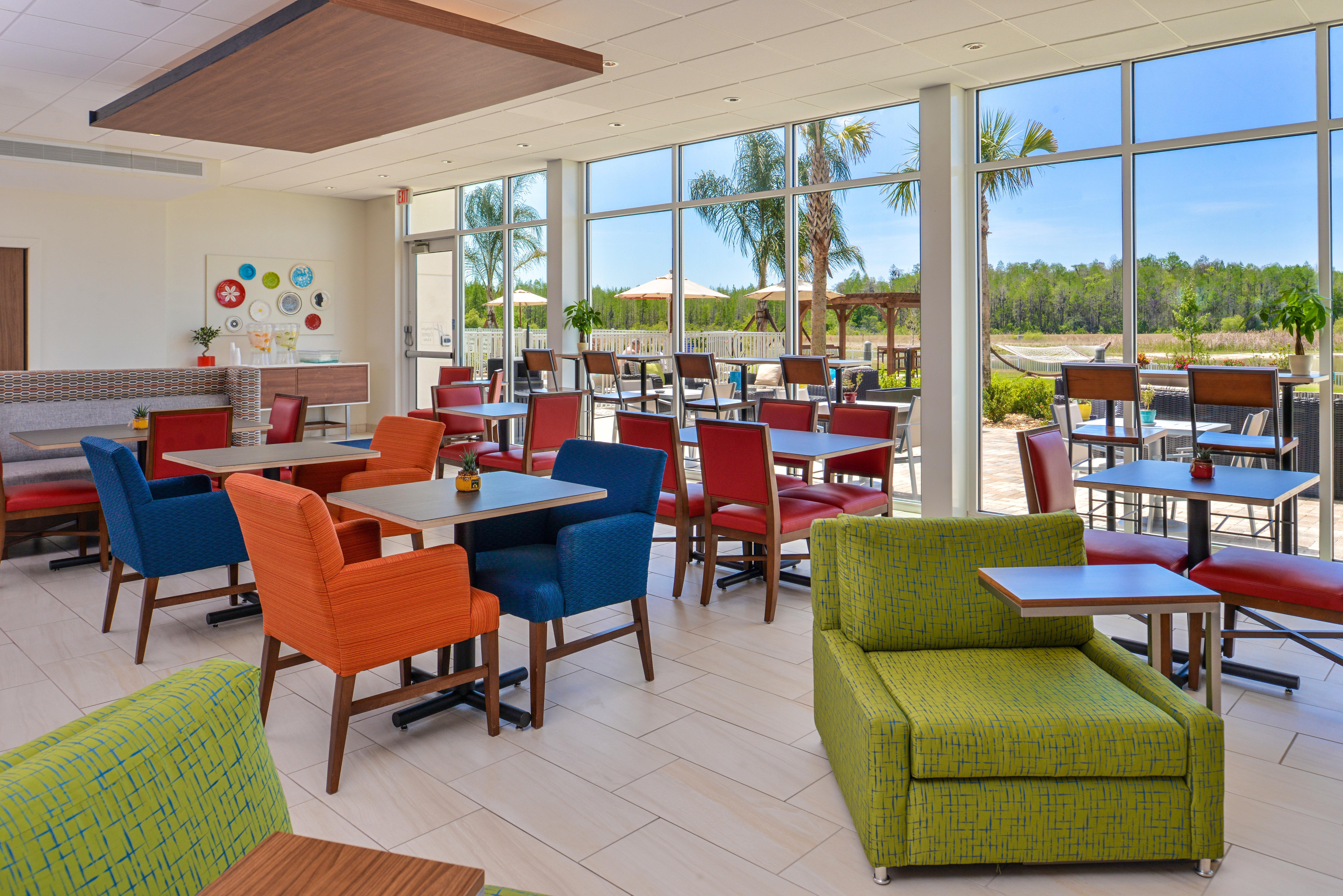 Holiday Inn Express & Suites Trinity By Ihg Eksteriør billede